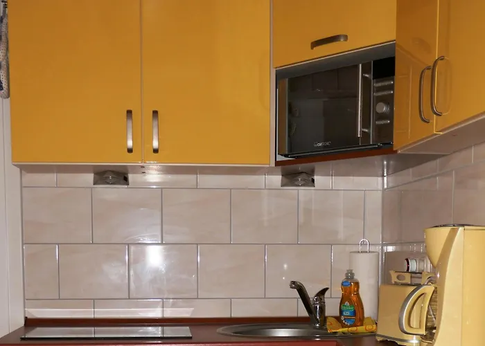 בית נופש Reetdachhaus In Auf Usedom